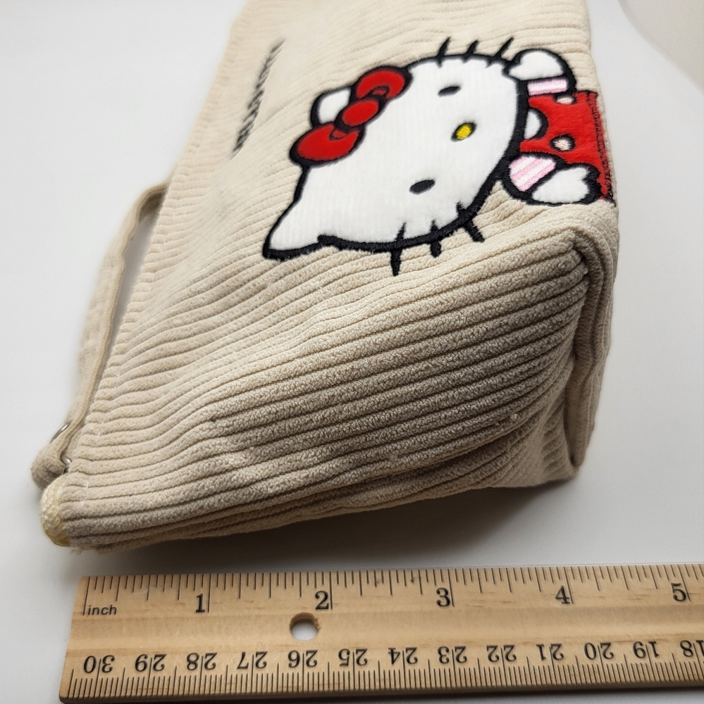 HELLO KITTY Corduroy Makeup Toiletry Bag NEW - Picture 8 of 8